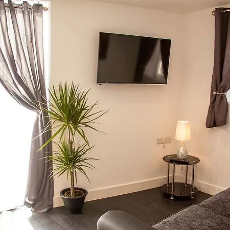 Coach House 3*
